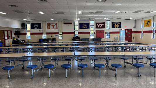 Bayside Middle School Cafeteria in Virginia Beach