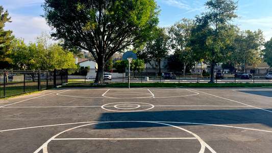 Atherwood Elementary School Outdoor Basketball Courts 1 in Simi Valley