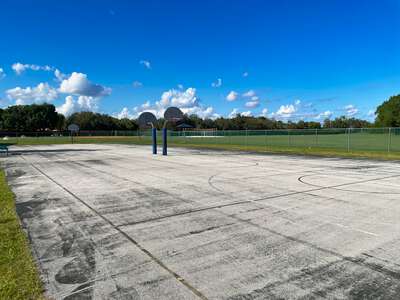 Eagle Point Elementary School Outdoor Basketball Courts in Weston