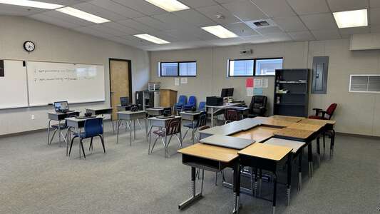 Hacienda Elementary School Classroom Standard in California City