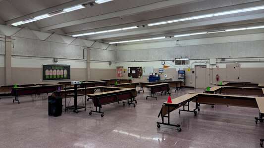 Arlington Heights Elementary School Student Dining (3 hr min) in Jacksonville