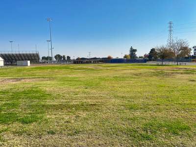 Eissler Elementary Field - Practice in Bakersfield