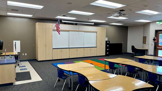 Hemet Elementary School Classroom Standard in Hemet