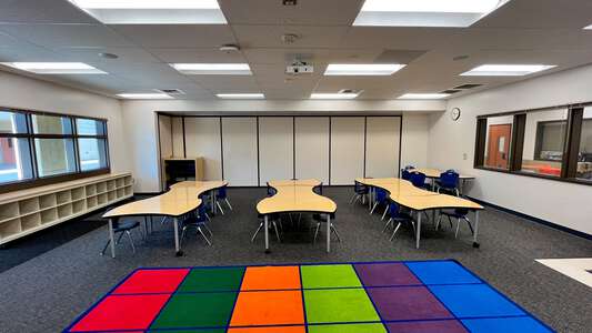 Hemet Elementary School Classroom Standard in Hemet