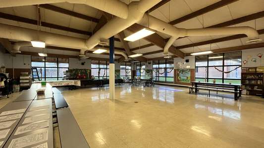 Fox Hollow Elementary School Cafeteria in Port Richey