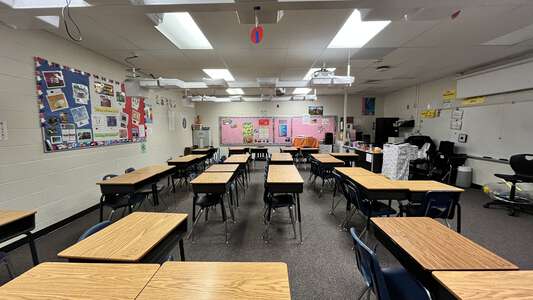 McConnell Middle School Classroom Standard in Loganville 3