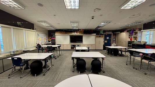 Noddin Elementary School Classroom Standard in San Jose