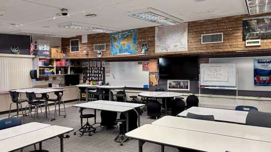 Noddin Elementary School Classroom Standard in San Jose