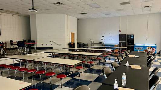 Long Cane Elementary School Cafeteria in LaGrange