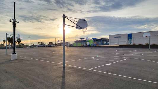 Harris - George E. Elementary School Outdoor Basketball Courts in Las Vegas