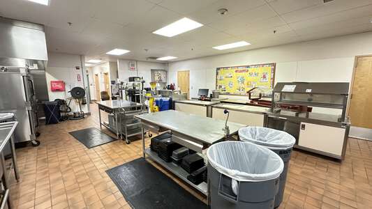 Carmen Dragon Elementary School Kitchen in Antioch 2