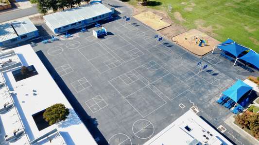Noddin Elementary School Outdoor Area in San Jose