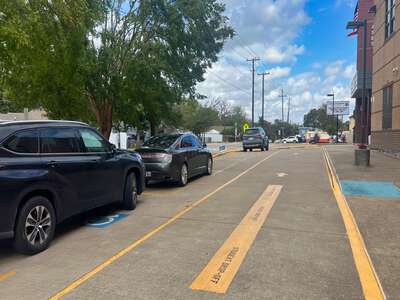 Arturo Salazar Elementary School Parking Lot - Front in Dallas 2