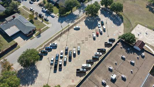 Hubbard Heights Elementary School Parking Lot - Main in Fort Worth