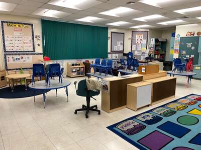 Tedder Elementary School Classroom Standard in Pompano Beach