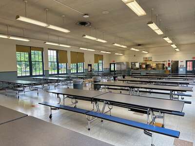 Duniway K-5 School Cafeteria in Portland