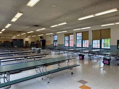 Duniway K-5 School Cafeteria in Portland