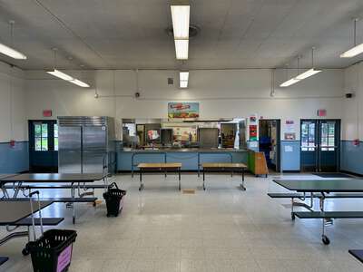 Duniway K-5 School Cafeteria in Portland