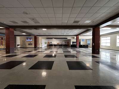 Wilsonville High School Cafeteria in Wilsonville