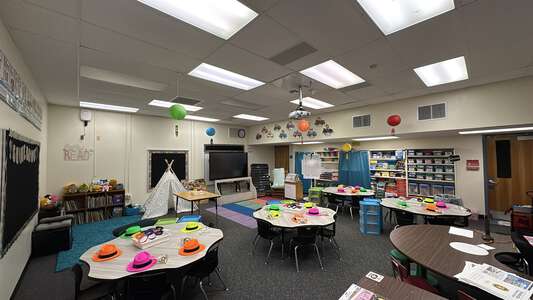 Brooksville Elementary School Classroom Standard in Brooksville 3