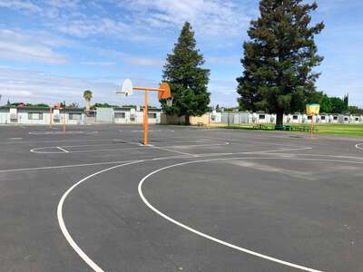 Rob Road Elementary School Outdoor Basketball Courts 1 in Modesto 2
