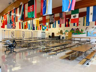 Woodmere K-5 School Cafeteria in Portland 5