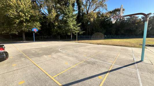 Bayside Elementary School Outdoor Basketball Courts in Virginia Beach