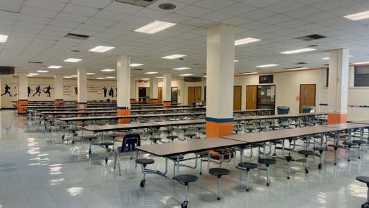 William James Middle School Cafeteria in Fort Worth