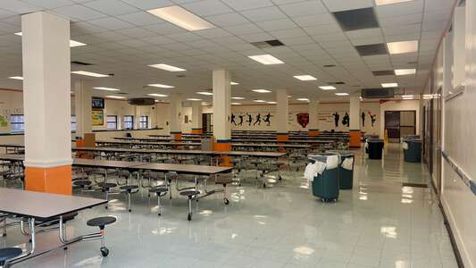William James Middle School Cafeteria in Fort Worth