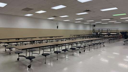 Hilldale Elementary School Cafeteria in Oklahoma City