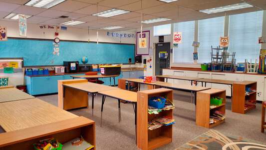 Ramona Elementary School Room 02 - Classroom in Ramona