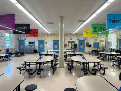 West Haven Elementary School Cafeteria in Knoxville