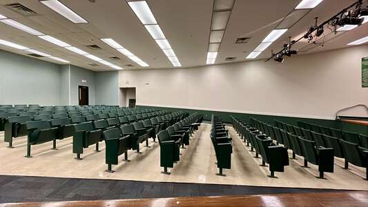 Haines City Senior High School Auditorium / Theater in Haines City 1