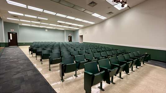 Haines City Senior High School Auditorium / Theater in Haines City 5