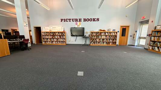 Metro School Library in Charlotte 3