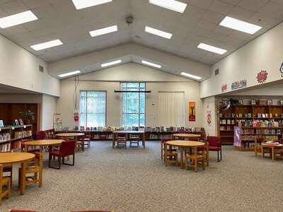 Smith Elementary School Media Center in Rex