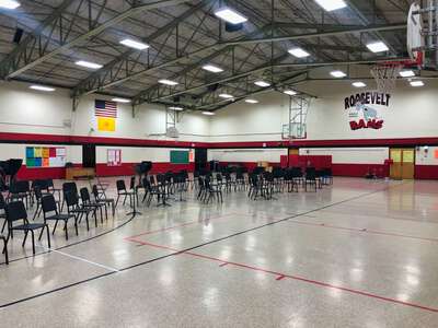 Roosevelt Middle School Gym - Main in Tijeras