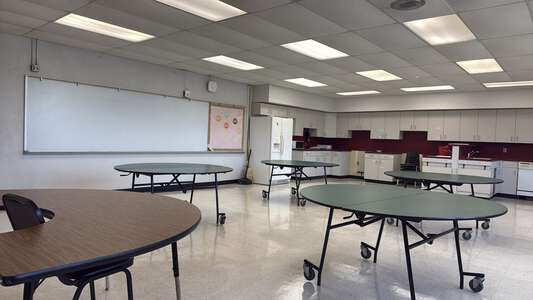 Mid-Del Schools Learning and Services Center Classroom Standard in Del City 2