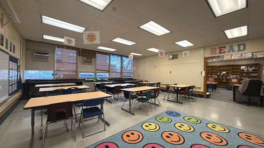 Reavis - William C Reavis Math & Science Specialty Elementary School Multi-Purpose Room in Chicago 2