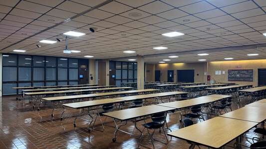 Miami Lakes Center & Tech College Cafeteria F in Miami Lakes 3