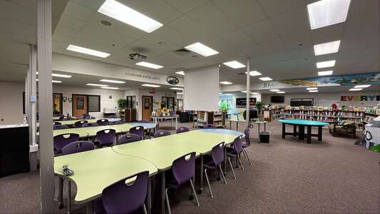 Walnut Grove Elementary School Library in Suwanee 2