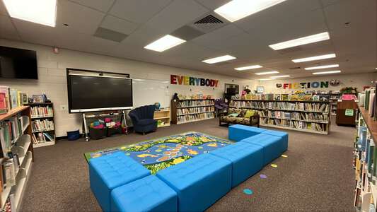 Walnut Grove Elementary School Library in Suwanee 4