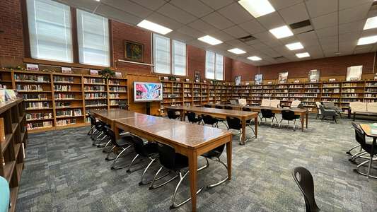 Robinson Middle School Library in Wichita 3