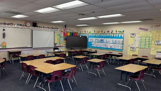 Machado Elementary School Classroom Standard in Lake Elsinore