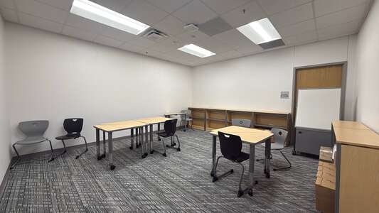 Room F112 - Workroom - VRE