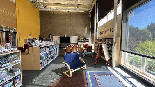 Rachel Carson Elementary School Library in Sammamish 3