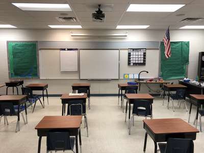 Eagle Lake Elementary School Classroom Standard in Eagle Lake