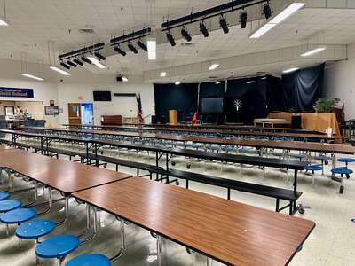 Ronald Erwin McNair Elementary School Cafeteria in Dallas 4