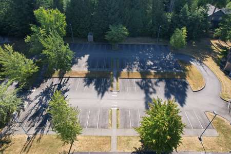 Christa Mcauliffe Elementary School Parking Lot - Side in Sammamish