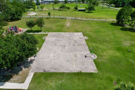 Ramona Boulevard Elementary School Outdoor Basketball Courts (3 hr min) in Jacksonville 3